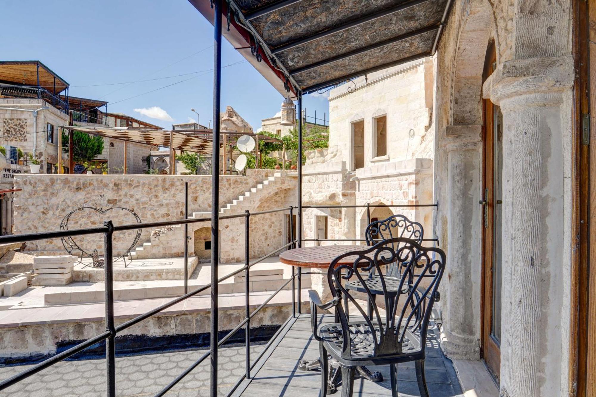 Avilla Cave Hotel Гореме Экстерьер фото